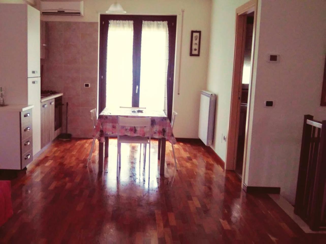 Porta Del Sole Apartment Манфредония Екстериор снимка