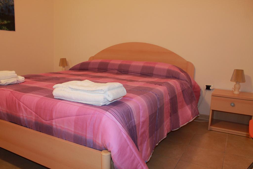 Porta Del Sole Apartment Манфредония Екстериор снимка