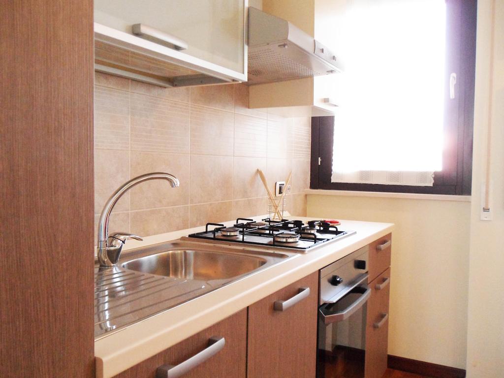 Porta Del Sole Apartment Манфредония Екстериор снимка